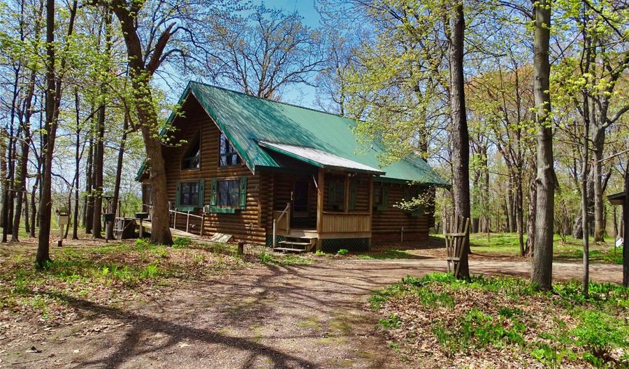 W7048 County Road D, Arkansaw, WI 54721 - 3 Beds, 2 Bath