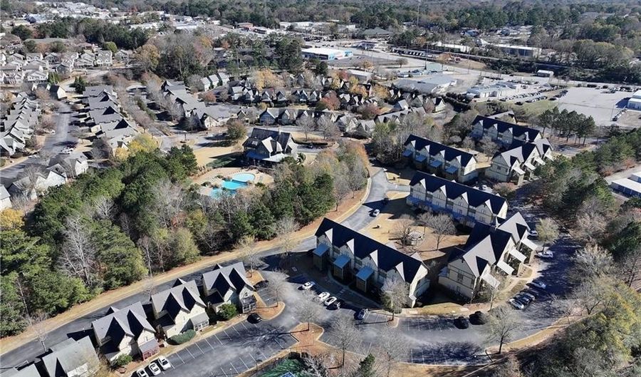 650 DEKALB St, Auburn, AL 36830 - 2 Beds, 3 Bath