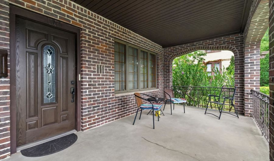 104 BROADWAY #1, Bayonne, NJ 07002 - 2 Beds, 1 Bath