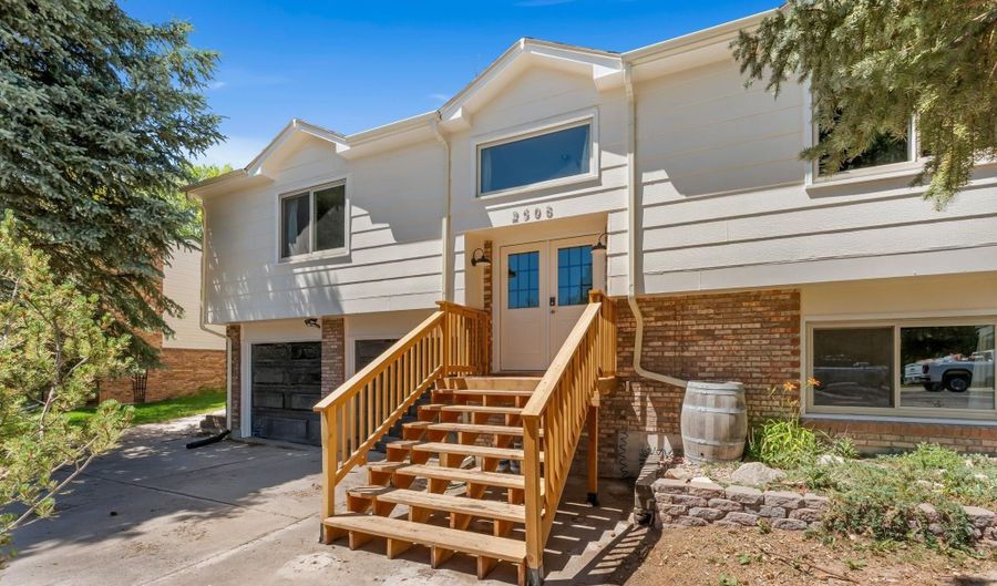 2508 COUNCIL Blf, Cheyenne, WY 82009 - 4 Beds, 3 Bath