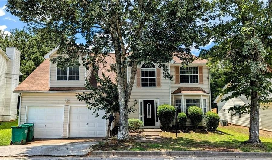 3679 Waldrop Cliff Ln, Decatur, GA 30034 - 4 Beds, 3 Bath