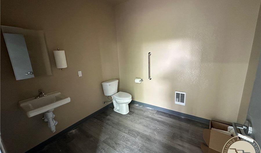6875 W King Ave W, Billings, MT 59106 - 0 Beds, 0 Bath