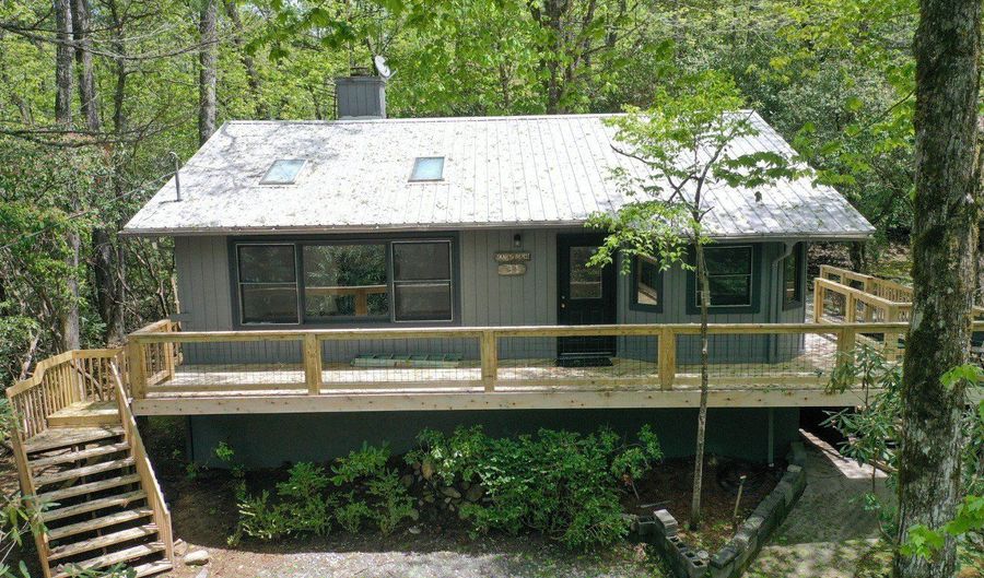 31 Bushwacker Way, Cashiers, NC 28717 - 2 Beds, 2 Bath