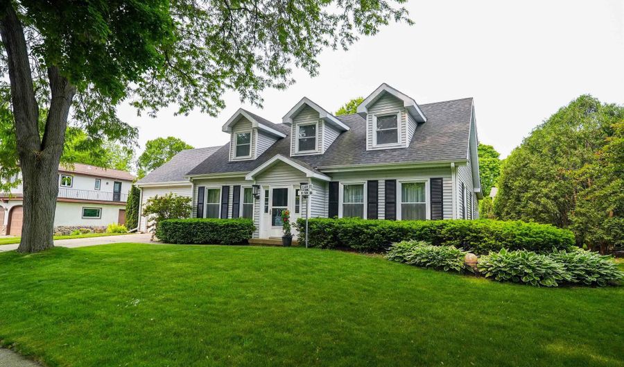 5306 Arapahoe Ln, Madison, WI 53704 - 3 Beds, 3 Bath