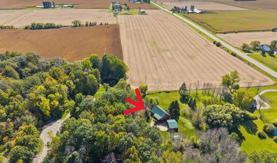 N3873 ANITA WIECKERT Road, Appleton, WI 54913 - 3 Beds, 2 Bath