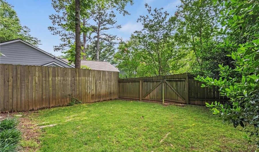 225 Royal Colony Ct, Alpharetta, GA 30022 - 3 Beds, 3 Bath