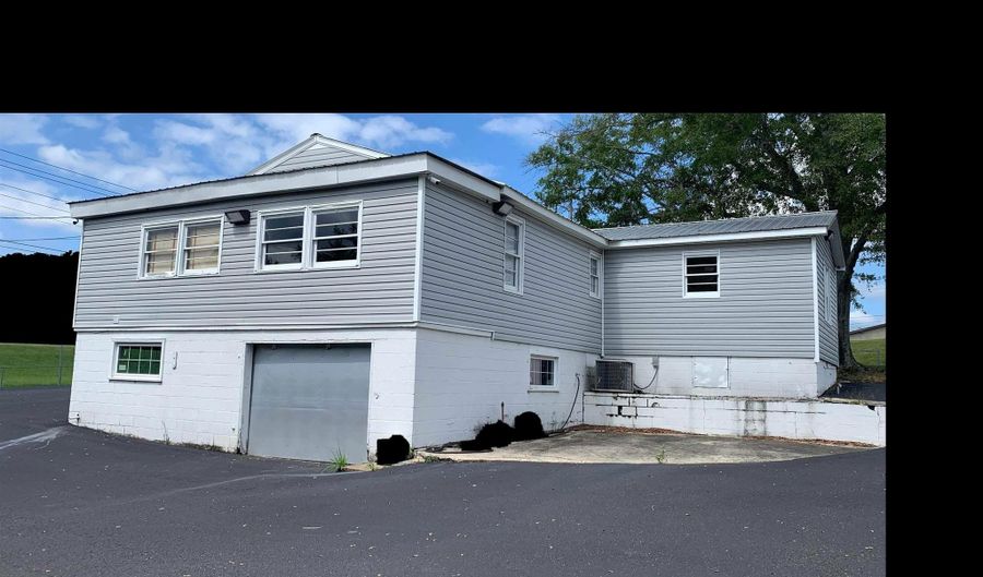 6420 US Highway 431, Albertville, AL 35950 - 0 Beds, 0 Bath