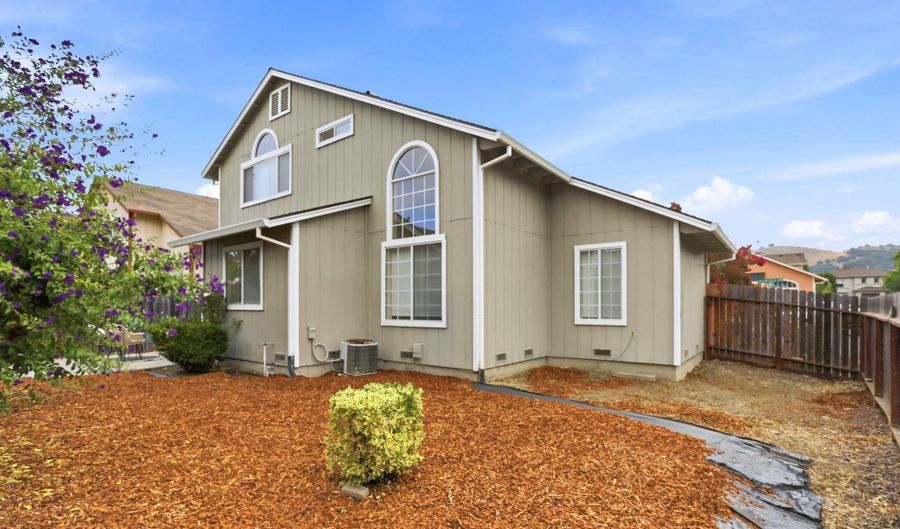 701 Deerfield, American Canyon, CA 94503 - 3 Beds, 2 Bath