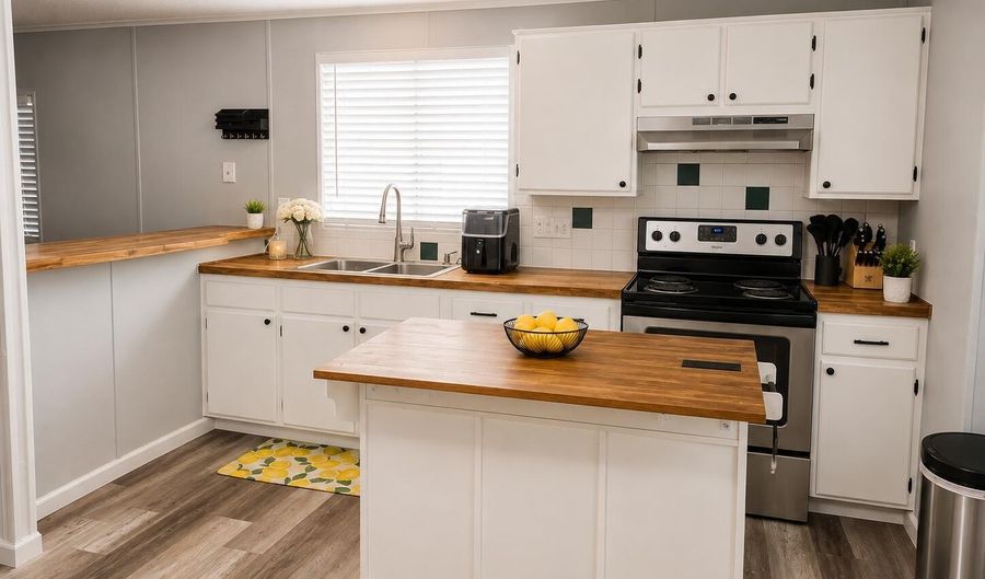 2292 N Ironwood Dr 97, Apache Junction, AZ 85120 - 2 Beds, 2 Bath