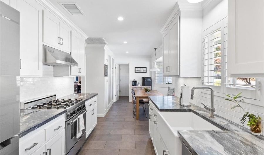 5668 Monte Verde Dr, Santa Rosa, CA 95409 - 3 Beds, 2 Bath
