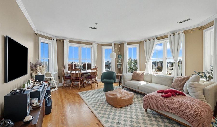 39 Dorchester Street 18, Boston, MA 02127 - 2 Beds, 2 Bath