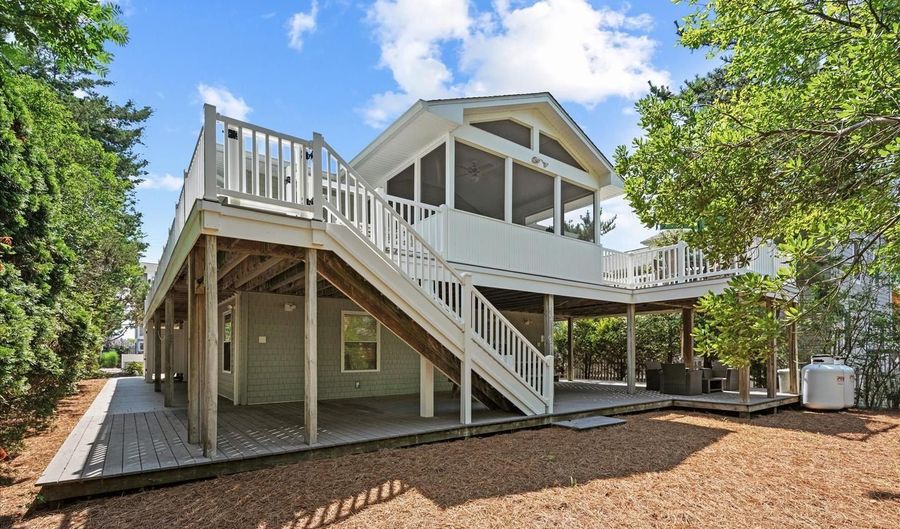 39 DUNE Rd, Bethany Beach, DE 19930 - 5 Beds, 3 Bath