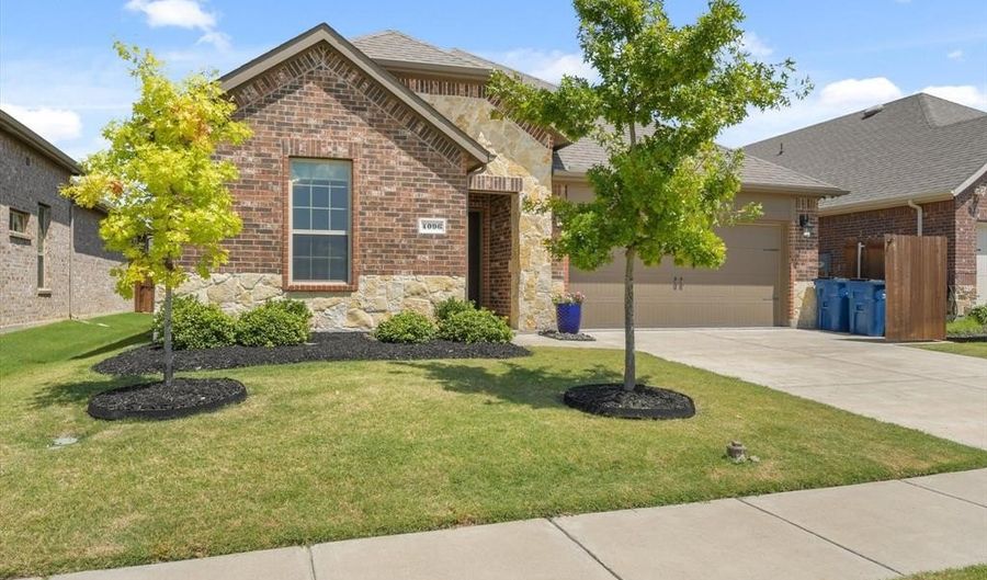 4096 Ellinger Dr, Heath, TX 75126 - 4 Beds, 3 Bath