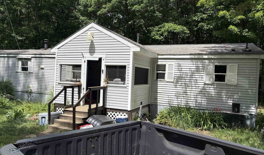 47 Gray Rd, Barnstead, NH 03218 - 3 Beds, 2 Bath