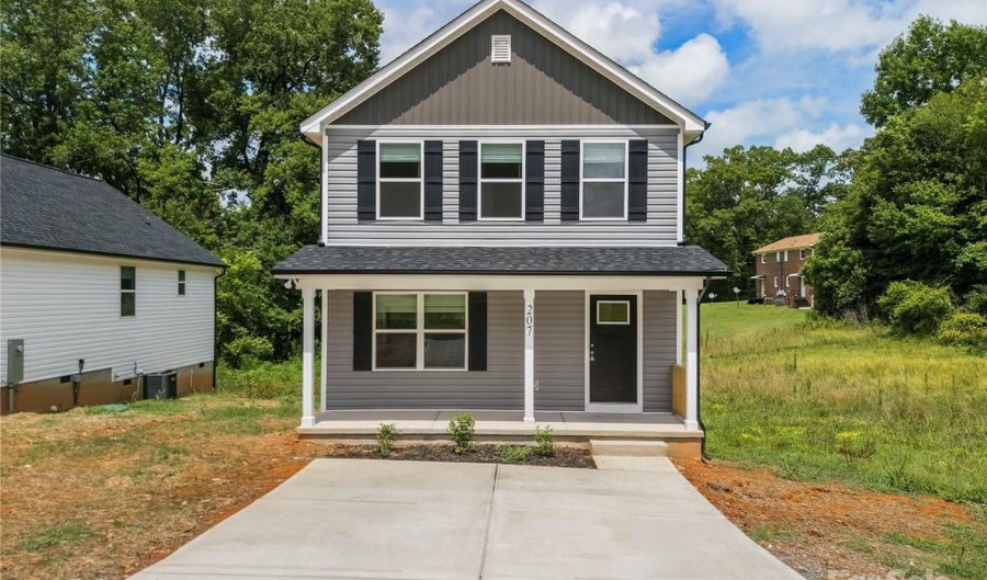 207 S Slack St, Albemarle, NC 28001 - 3 Beds, 3 Bath
