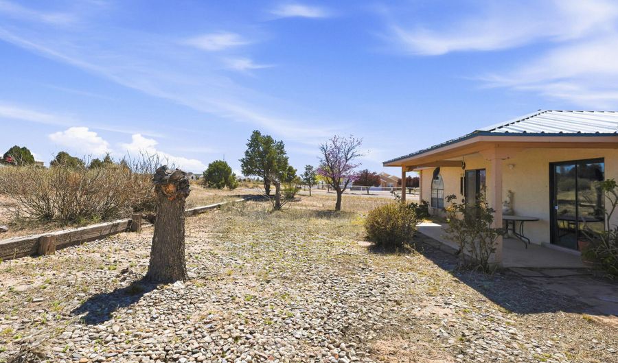 3 Stella Ct, Belen, NM 87002 - 3 Beds, 3 Bath