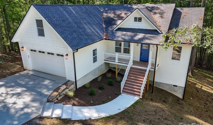 117 Forest Fern Ln, Alexander, NC 28701 - 3 Beds, 2 Bath