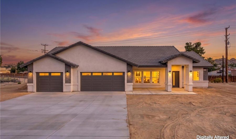 18620 SYMERON Rd, Apple Valley, CA 92307 - 3 Beds, 2 Bath