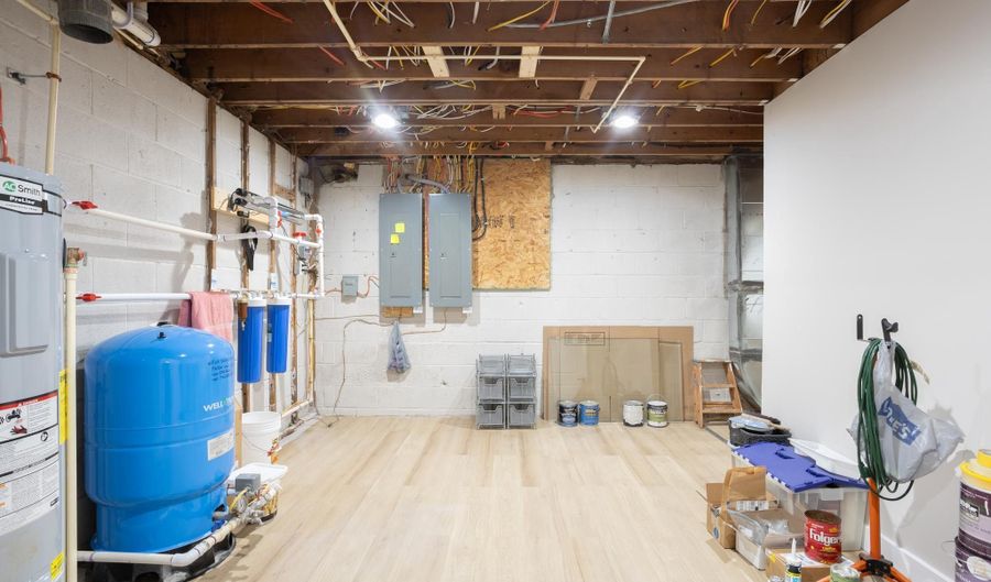 13829 MANOR GLEN Rd, Baldwin, MD 21013 - 5 Beds, 3 Bath