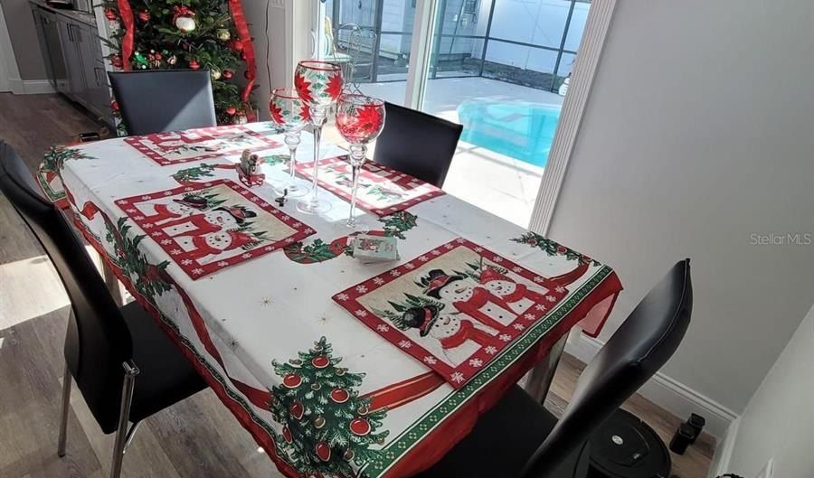 413 CITADEL Dr, Altamonte Springs, FL 32714 - 3 Beds, 2 Bath