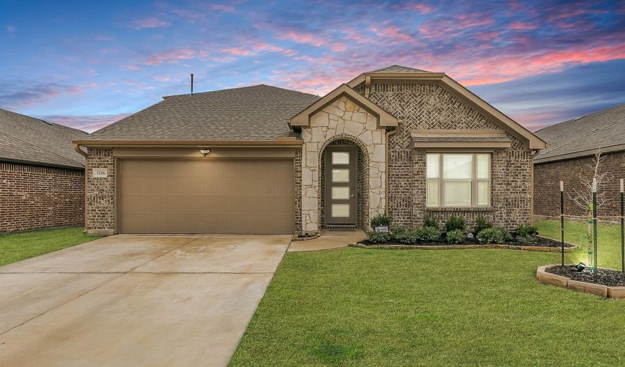 1116 Kingbird Ln, Alvarado, TX 76009 - 5 Beds, 3 Bath