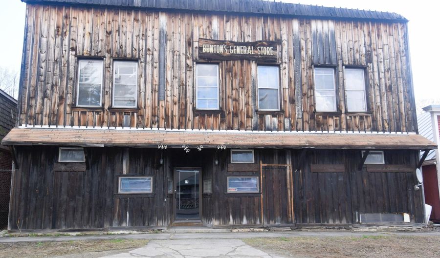 17 N Main St, Anson, ME 04958 - 4 Beds, 5 Bath