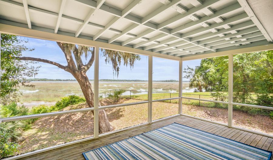 1203 Laudonniere St, Beaufort, SC 29902 - 2 Beds, 2 Bath