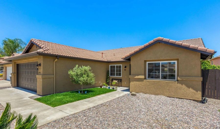 2451 Linda Ct, Escondido, CA 92027 - 4 Beds, 2 Bath