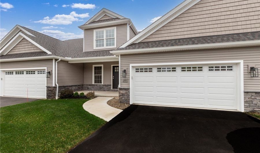 30 Essex Woods Ln B, Amherst, NY 14228 - 3 Beds, 3 Bath