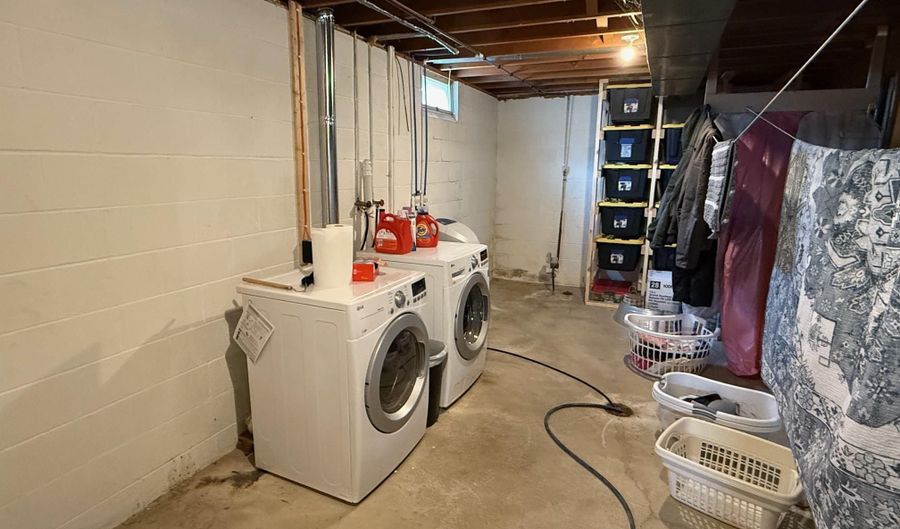 711 S Jerome St, Algona, IA 50511 - 3 Beds, 2 Bath