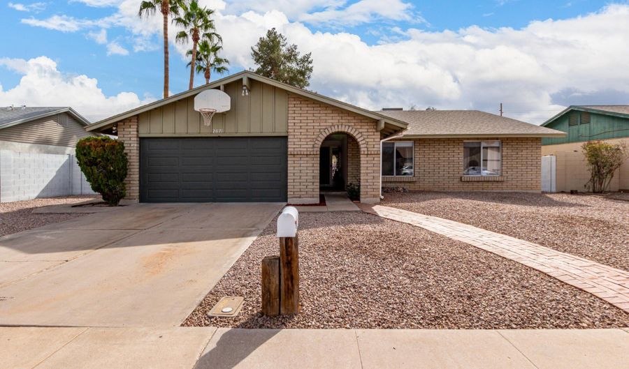2671 W BENTRUP St, Chandler, AZ 85224 - 4 Beds, 3 Bath