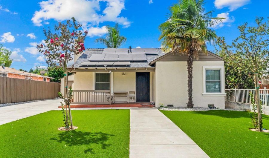 227-229 W 10th Ave, Escondido, CA 92025 - 5 Beds, 3 Bath