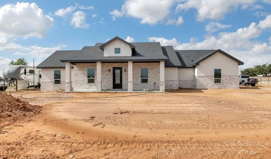 1015 SE 1620, Andrews, TX 79714 - 4 Beds, 3 Bath