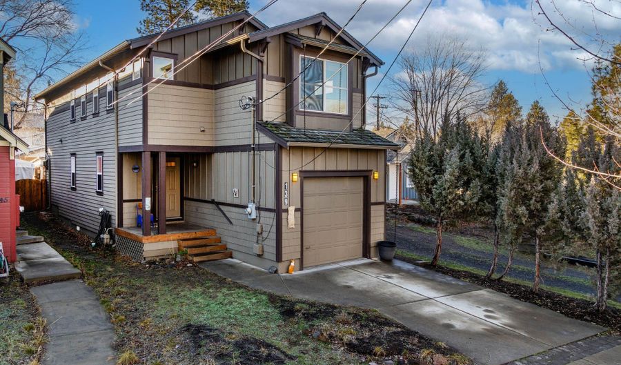 139 SE Roosevelt Ave, Bend, OR 97702 - 4 Beds, 3 Bath