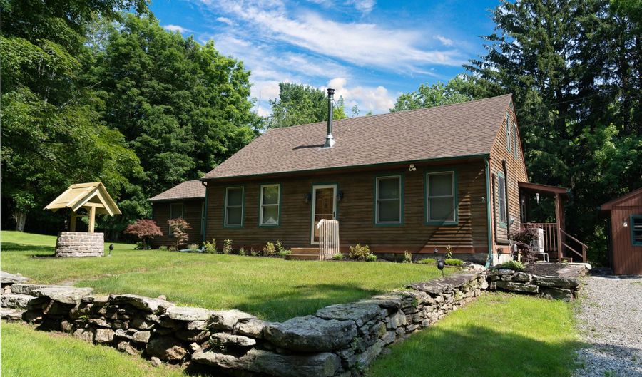 288 Bedlam Rd, Chaplin, CT 06235 - 3 Beds, 1 Bath