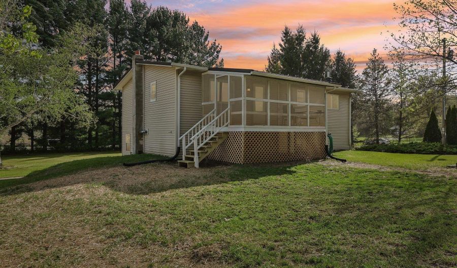 6874 Demby Rd, Arena, WI 53503 - 4 Beds, 2 Bath