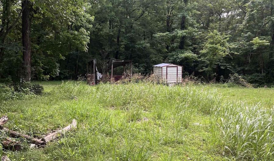 4201 Batesville Blvd, Batesville, AR 72501 - 4 Beds, 2 Bath