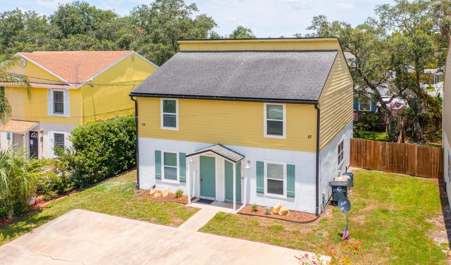 67 W 8TH St, Atlantic Beach, FL 32233 - 4 Beds, 3 Bath