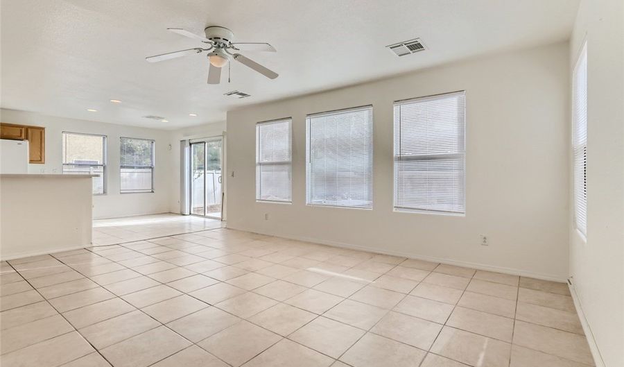 2537 BEGONIA VALLEY Ave, Henderson, NV 89074 - 4 Beds, 3 Bath