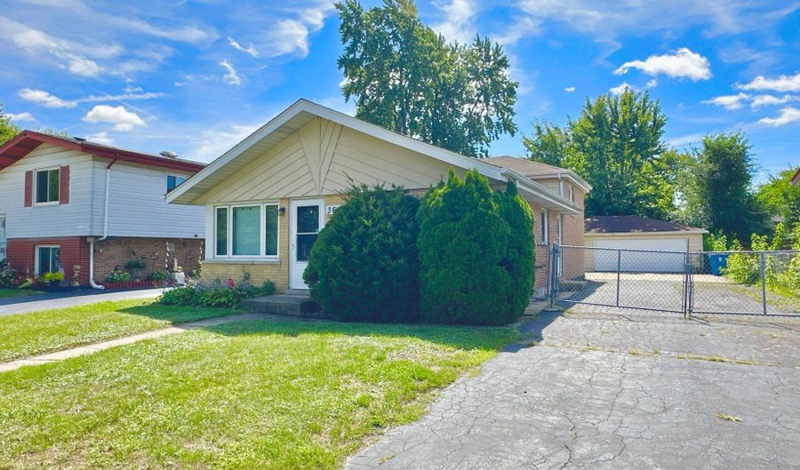 3609 W 121st St, Alsip, IL 60803 - 3 Beds, 1 Bath