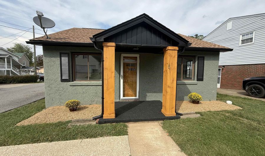 1218 Blake St, Barboursville, WV 25504 - 3 Beds, 1 Bath
