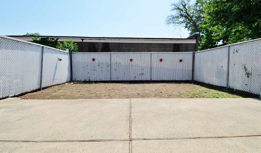 34 W 7TH St, Bayonne, NJ 07002 - 3 Beds, 2 Bath