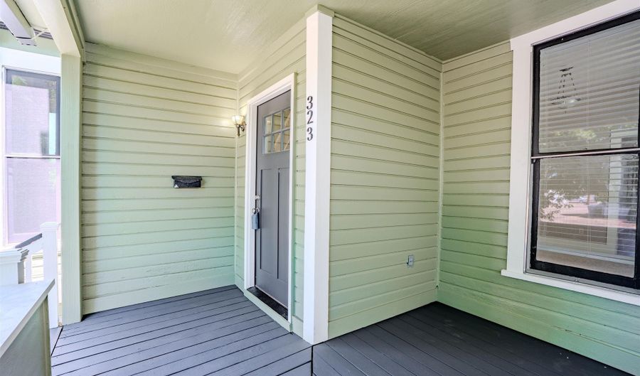 323 SW Calapooia St, Albany, OR 97321 - 3 Beds, 2 Bath