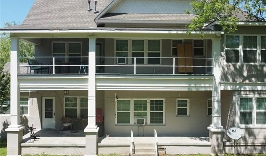 420 SW Stanley Ave, Ardmore, OK 73401 - 6 Beds, 5 Bath