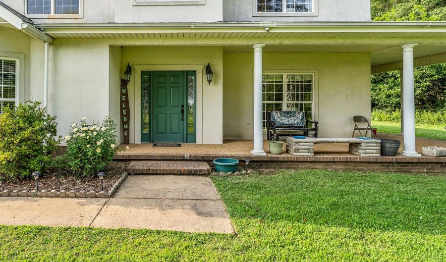 20347 Old Houston Rd, Aberdeen, MS 39730 - 4 Beds, 3 Bath