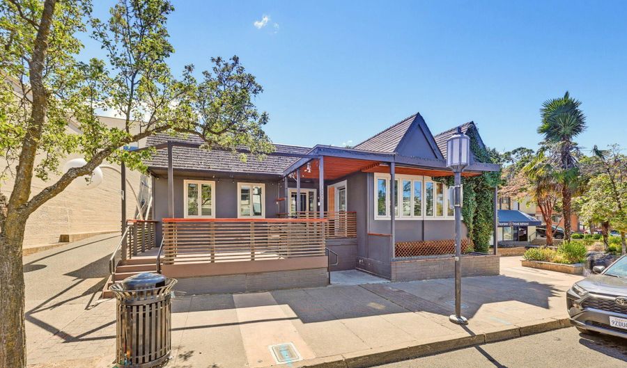 120 E Main St, Ashland, OR 97520 - 0 Beds, 0 Bath