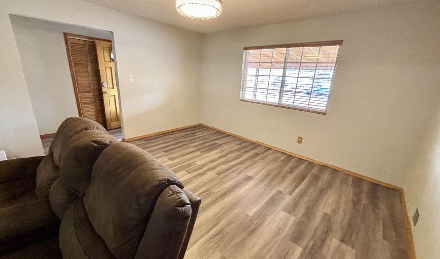375 RANCHITOS Rd, Bosque Farms, NM 87068 - 3 Beds, 2 Bath