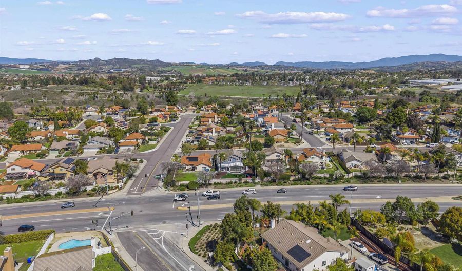 1513 Powell Rd, Oceanside, CA 92056 - 4 Beds, 3 Bath