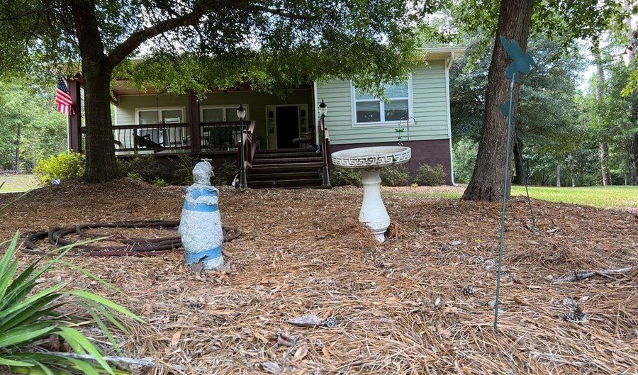 514 Englewood Dr, Abbeville, AL 36310 - 3 Beds, 2 Bath