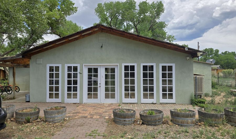 9 ROAD 2620, Aztec, NM 87410 - 4 Beds, 3 Bath